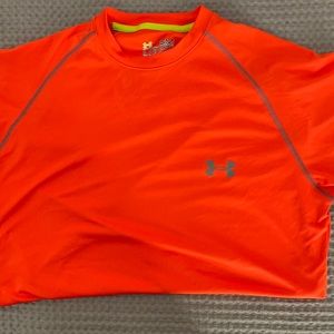 Under Armour Short Sleeve Heat Gear Athletic Shirt